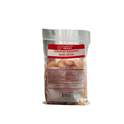 Knusprige Kerupuk Bawang Nasi Uduk von Vanka Kawat, asiatische Chips mit knusprigem Zwiebelgeschmack in Verpackung